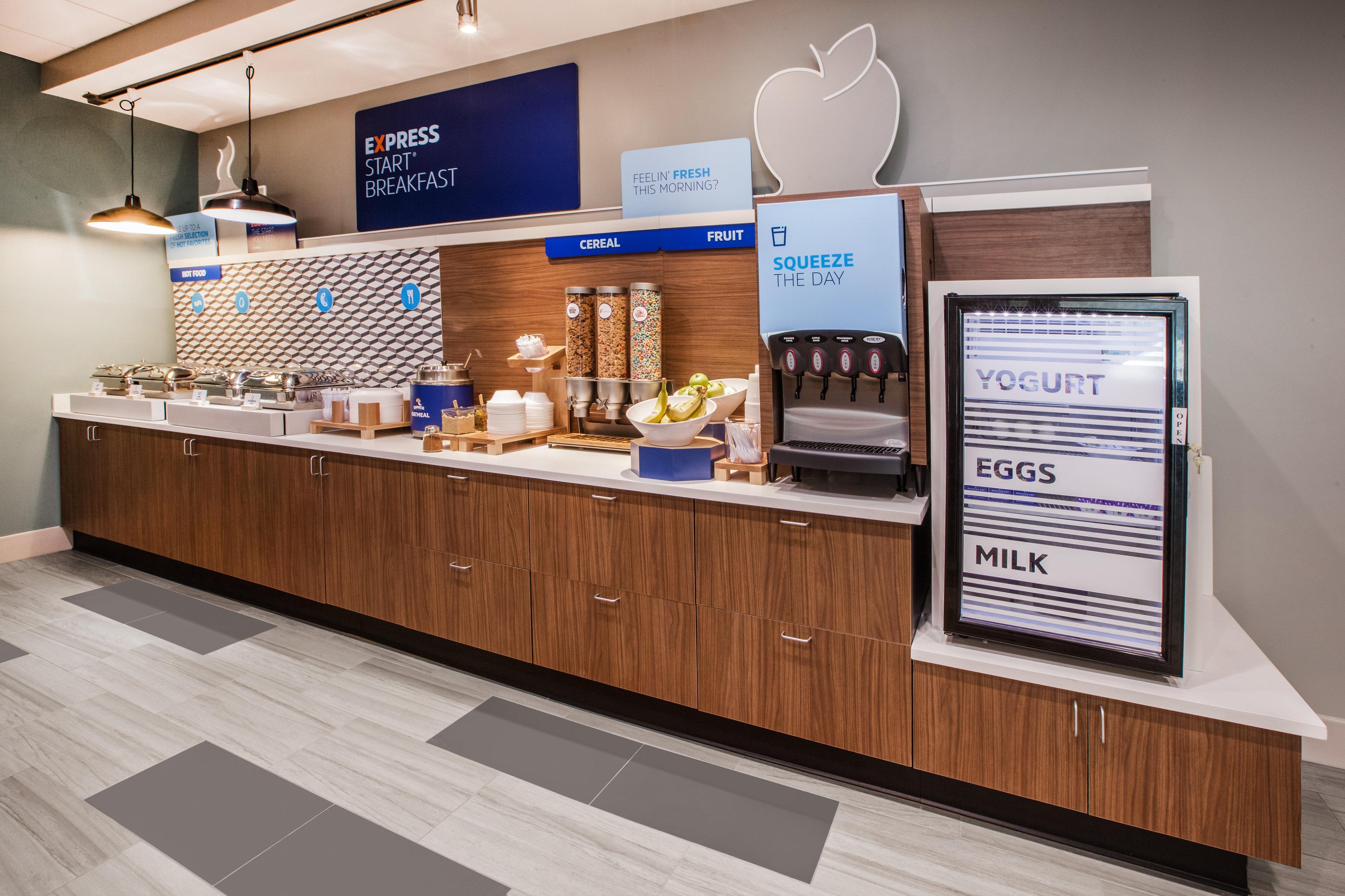 Holiday Inn Express & Suites - Remington By Ihg Exterior foto